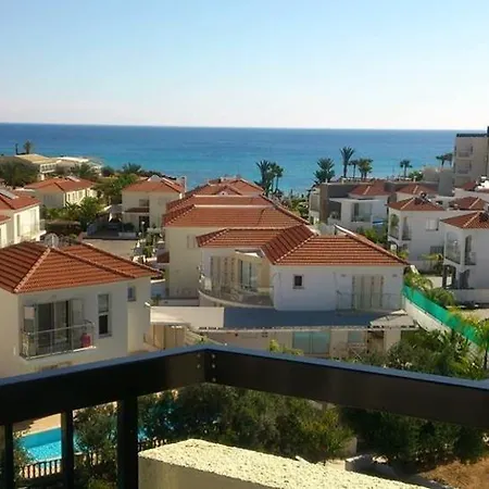 Livas מלון דירות