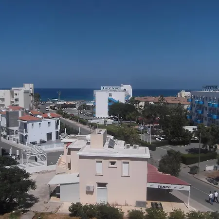 Hotel de apartamente Livas 3*