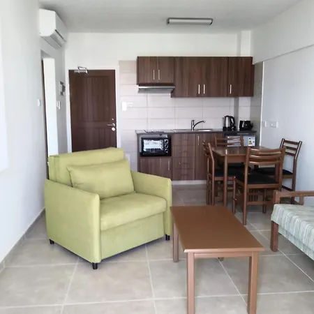 Apart-hotel Livas 4*