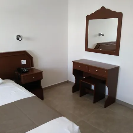 Apart-hotel Livas 4*