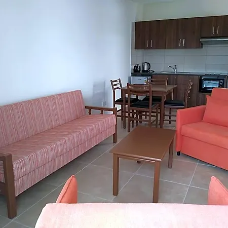 Livas 4* Pernera