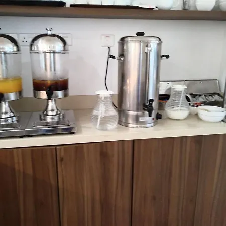 Livas 4* Pernera
