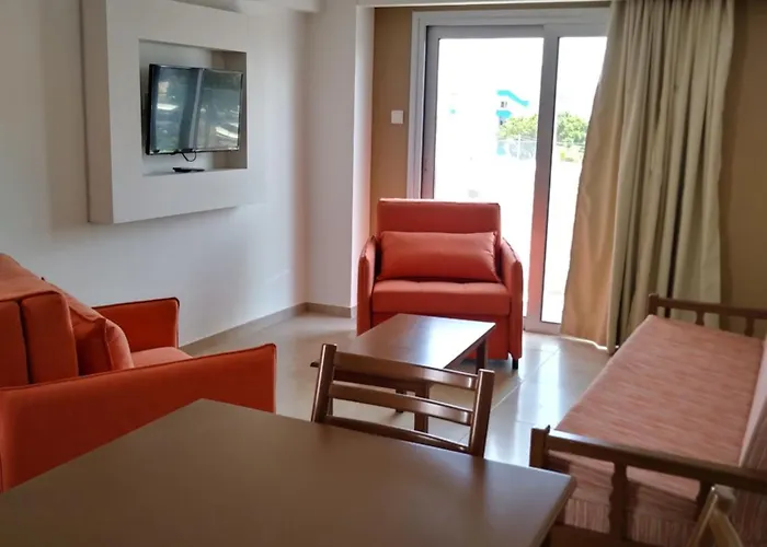 Livas Hotel de apartamente Pernera